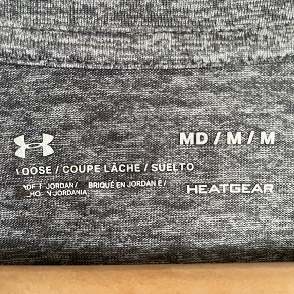 Under Armour Gray & Orange V-Neck Short Sleeve T-Shirt Size M - Picture 3 of 8